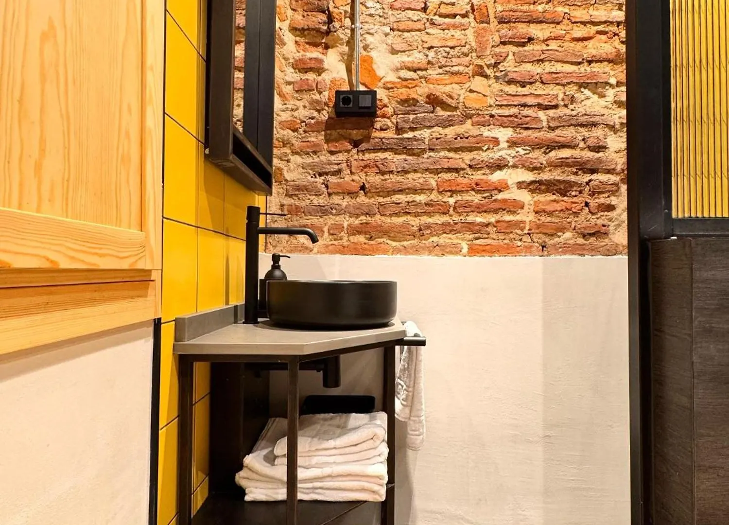 Guest house Rock&Rooms Bilbao Spain